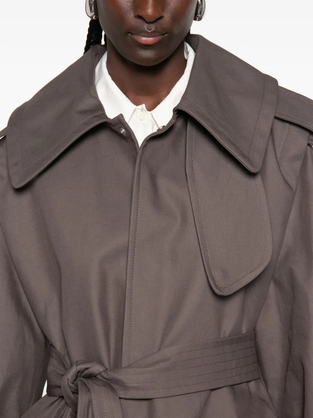 Victoria Beckham Philippa trenchcoat met ceintuur Grijs