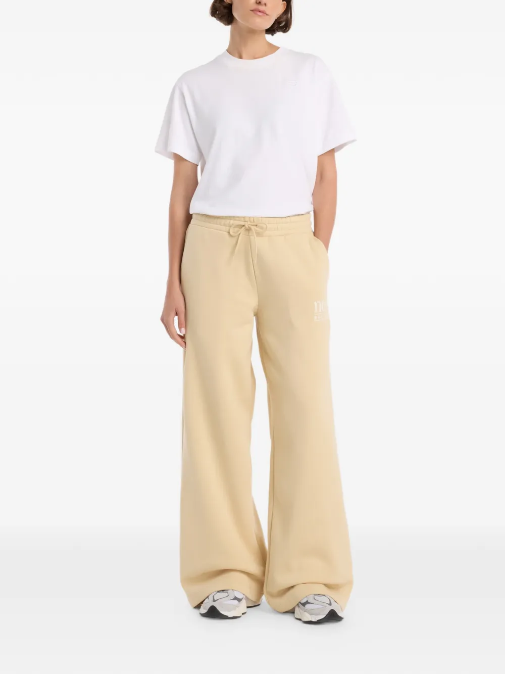 New Balance Logo Drawstring Track Pants - Neutrals 