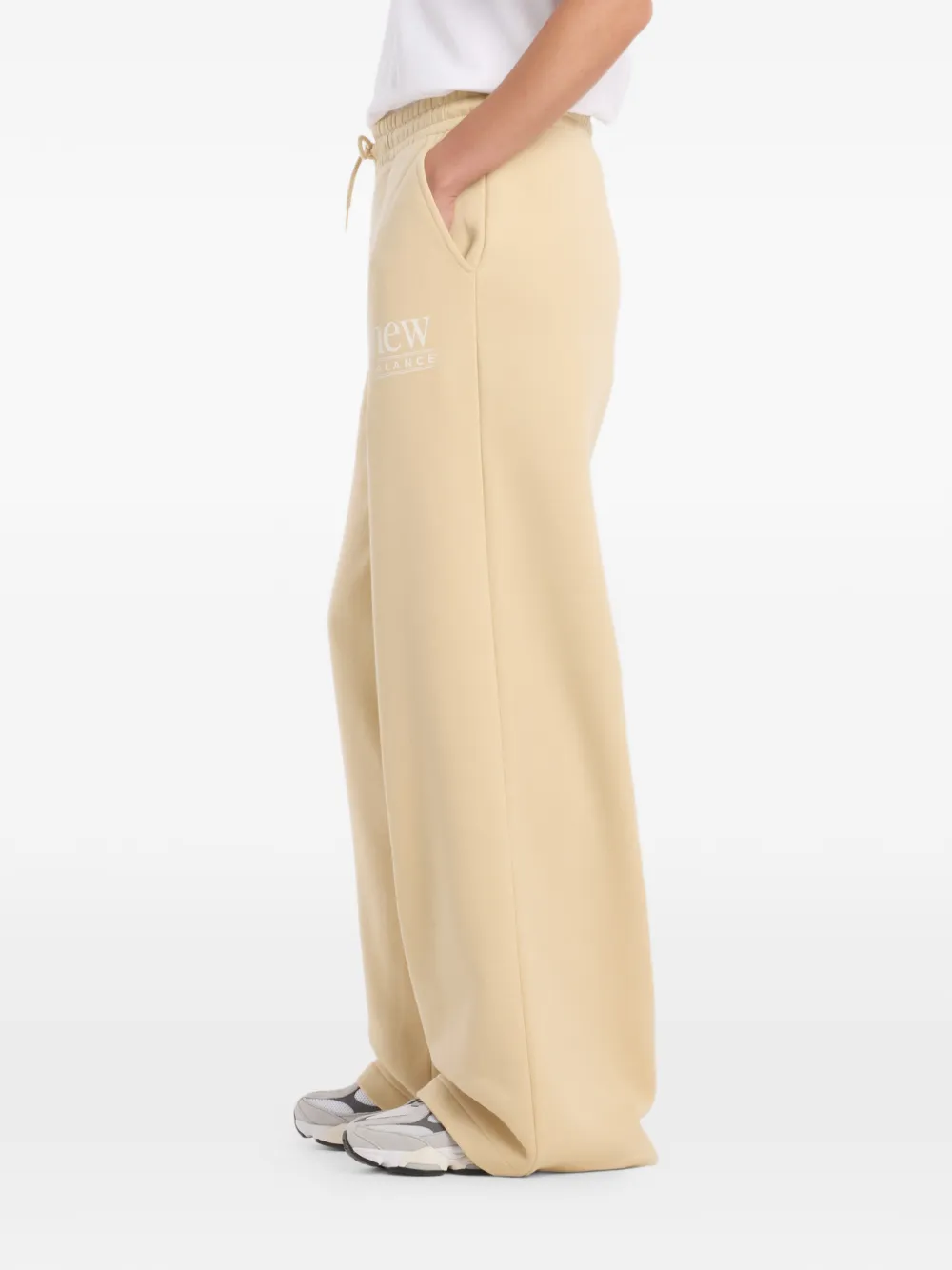  New Balance Logo Drawstring Track Pants - Neutrals 