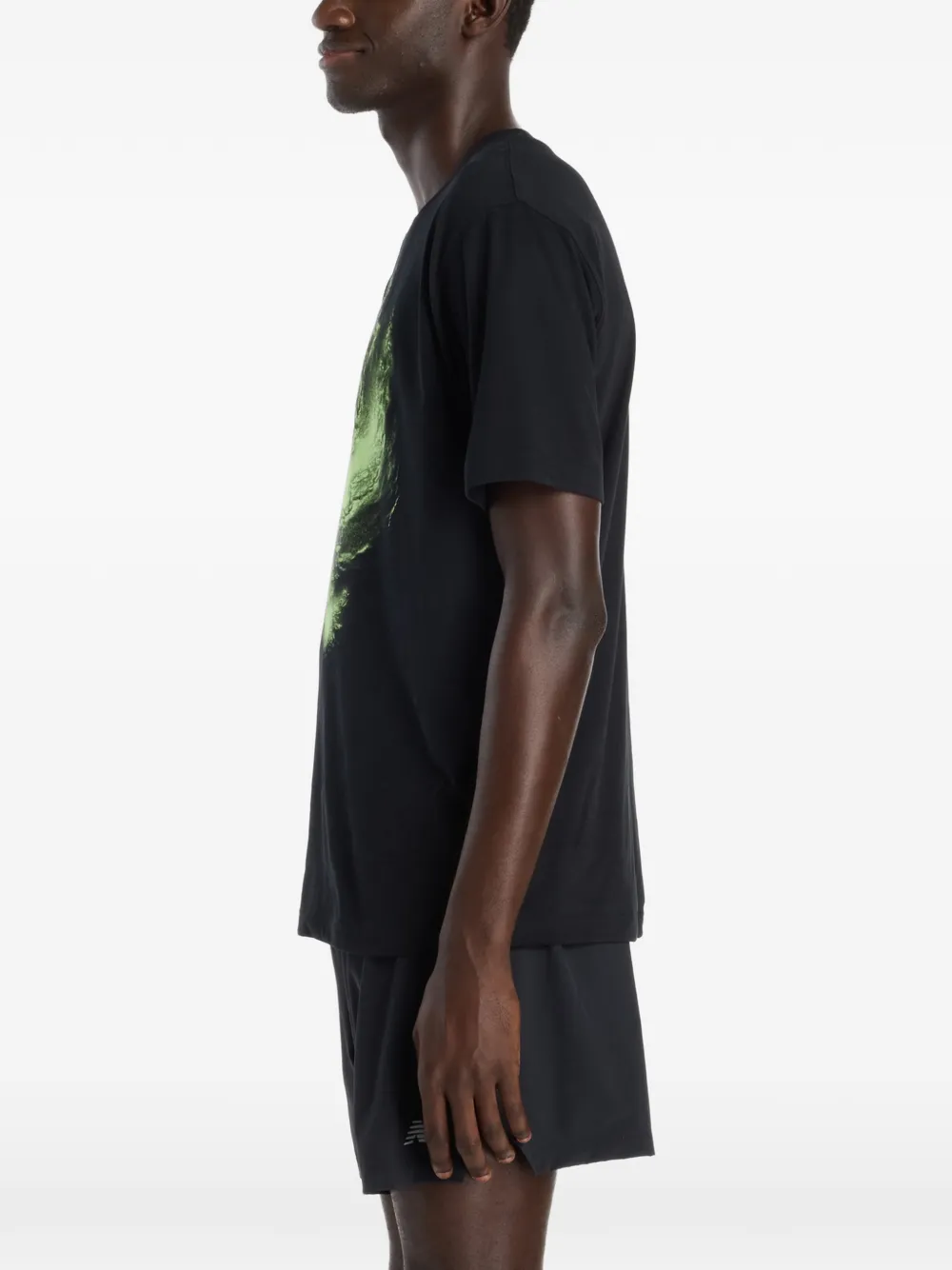 New Balance Vortex T-shirt met grafische print Zwart