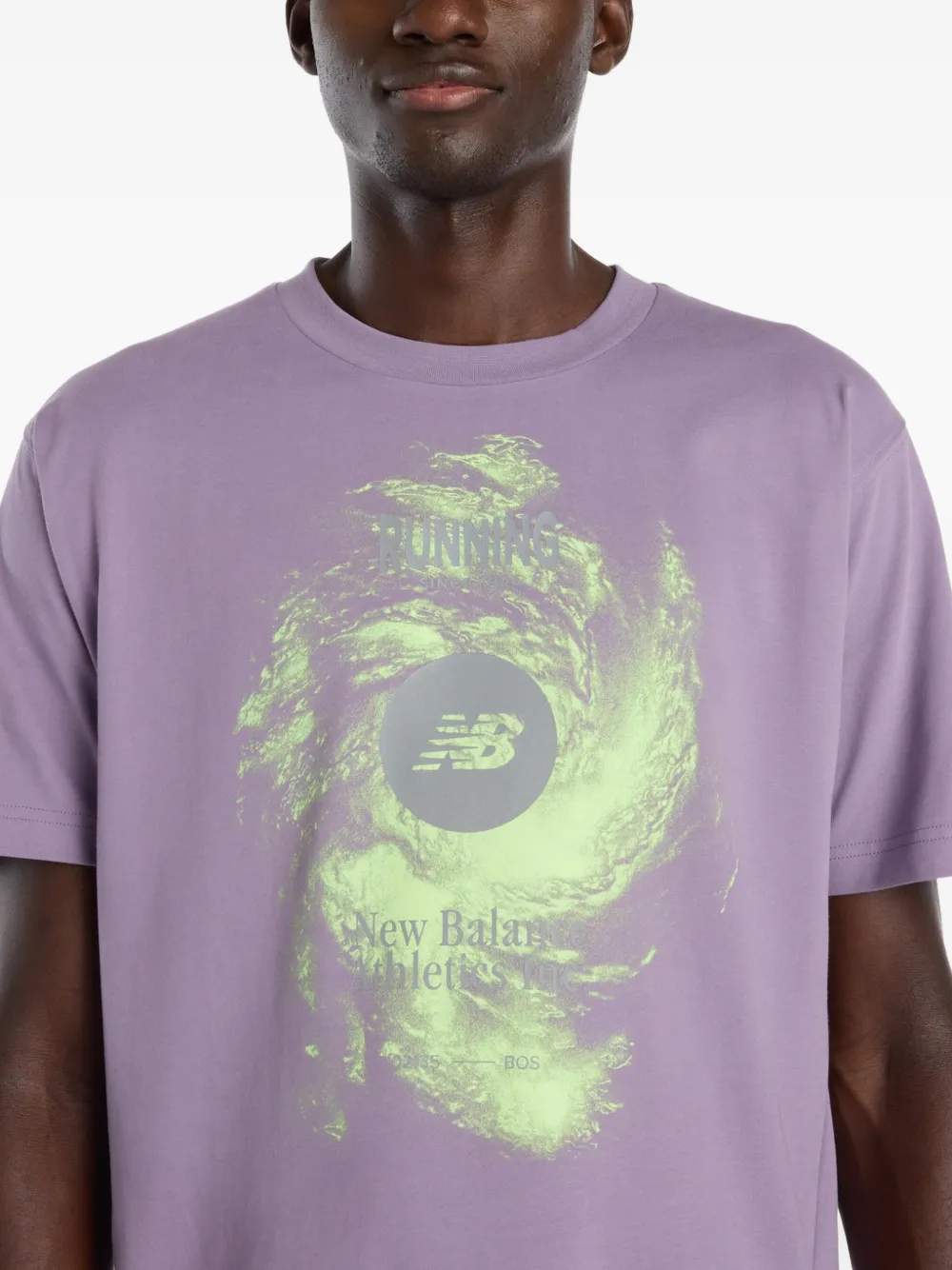 New Balance T-shirt met grafische print Paars