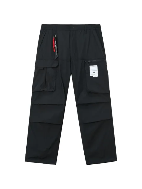 izzue cargo trousers
