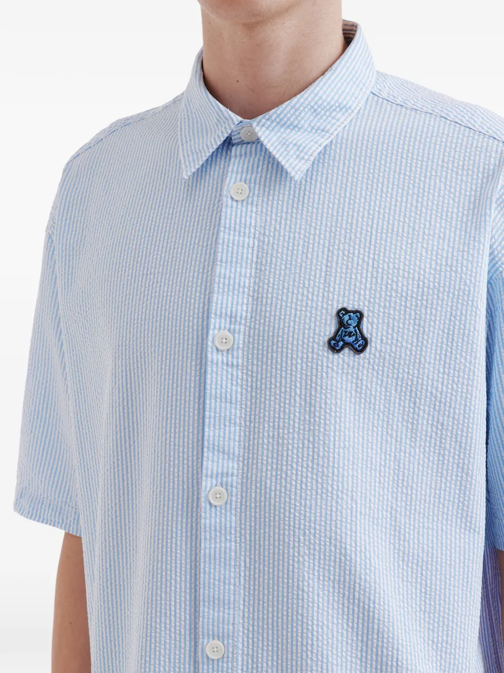 izzue Gestreept overhemd met logo-applicatie Blauw