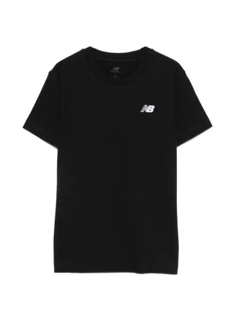 New Balance playera con logo bordado