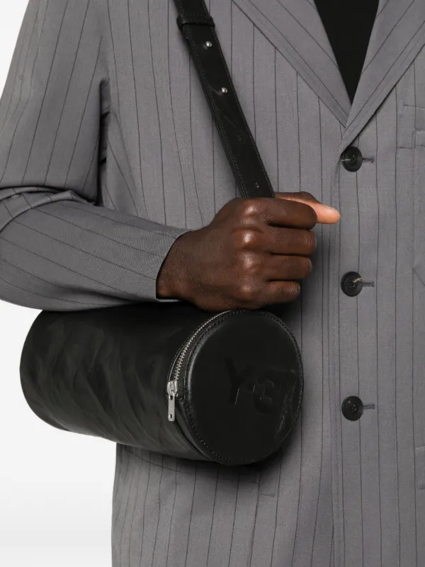 Y-3 Barrel ジップシリンダー メッセンジャーバッグ | ブラック