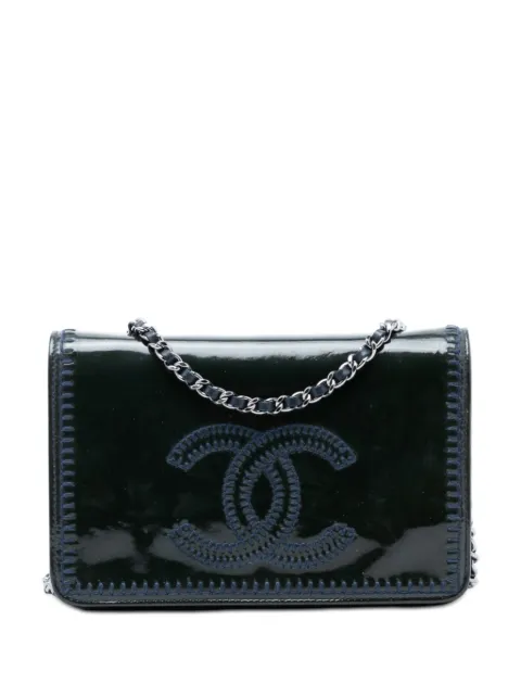 CHANEL Pre-Owned 2014 CC Patent Whipstitch Wallet On Chain crossbody bag