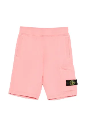 Stone Island Junior ロゴパッチ ショートパンツ | ピンク | FARFETCH JP