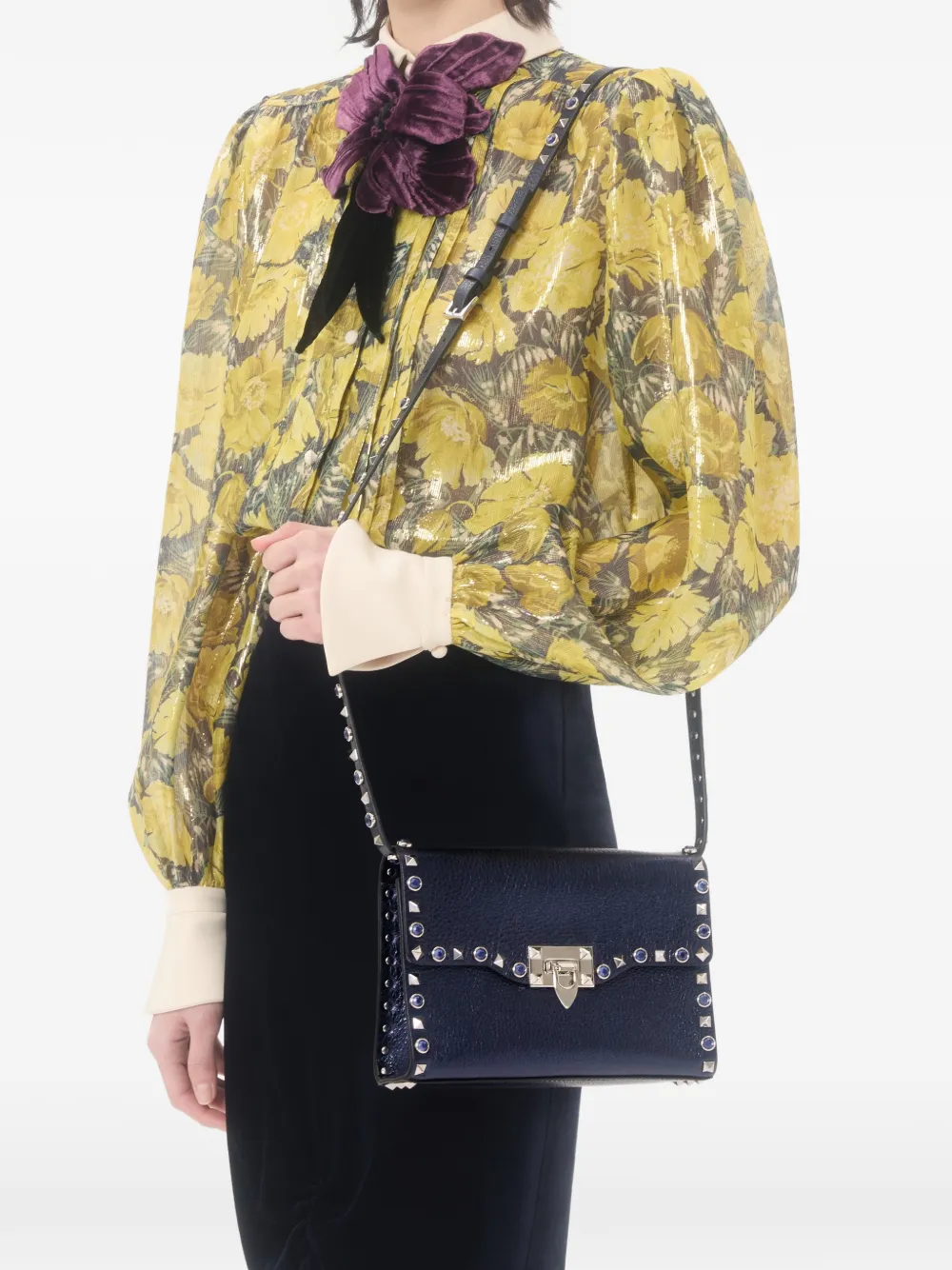 Valentino Garavani Rockstud kleine schoudertas van gelamineerd kalfsleer met cabochon stenen Blauw