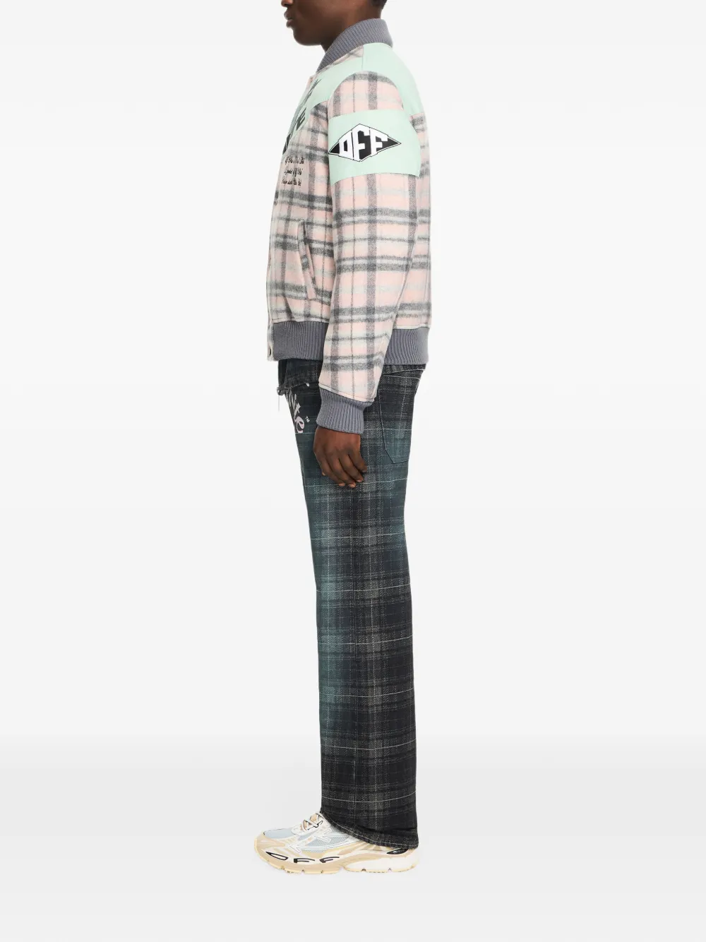 Off-White Royal Check bomberjack Roze