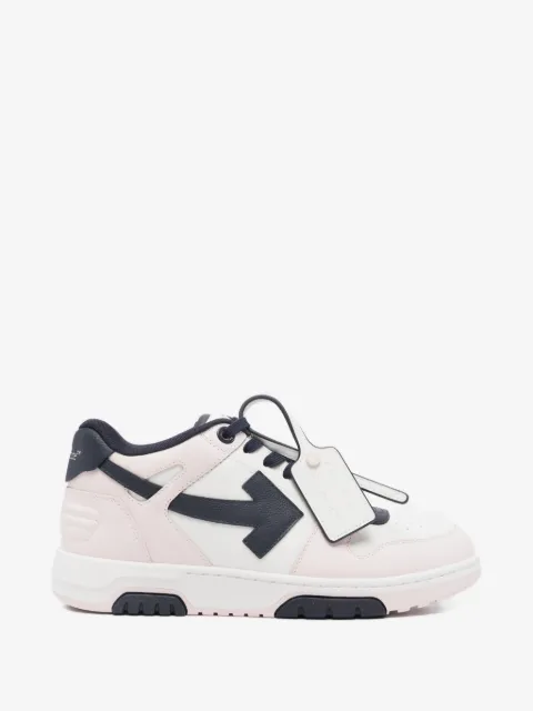 Off-White tenis Out Of Office con Arrow 