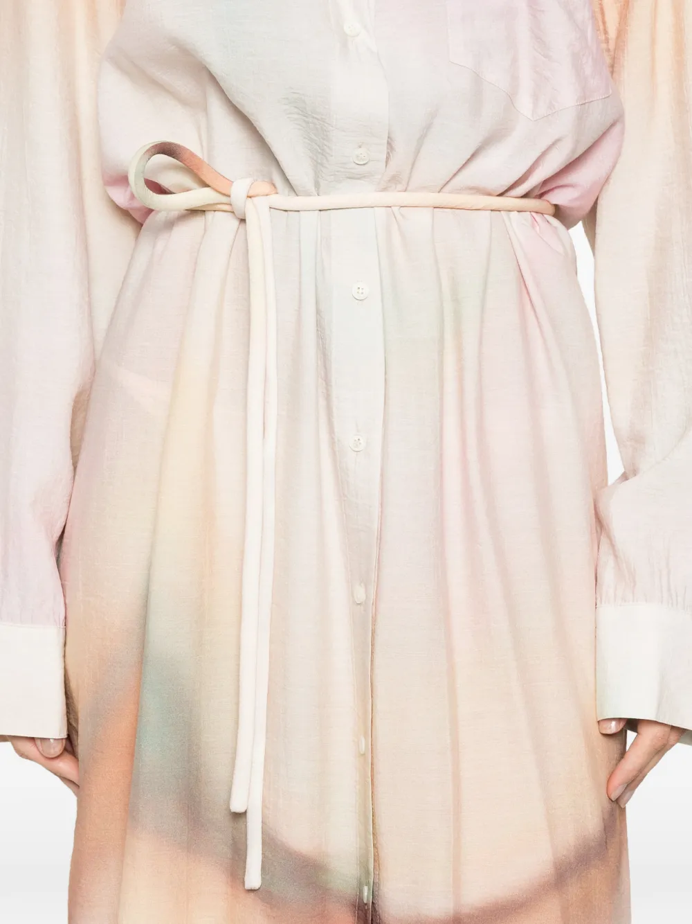 Nanushka Jurk met knopen Beige