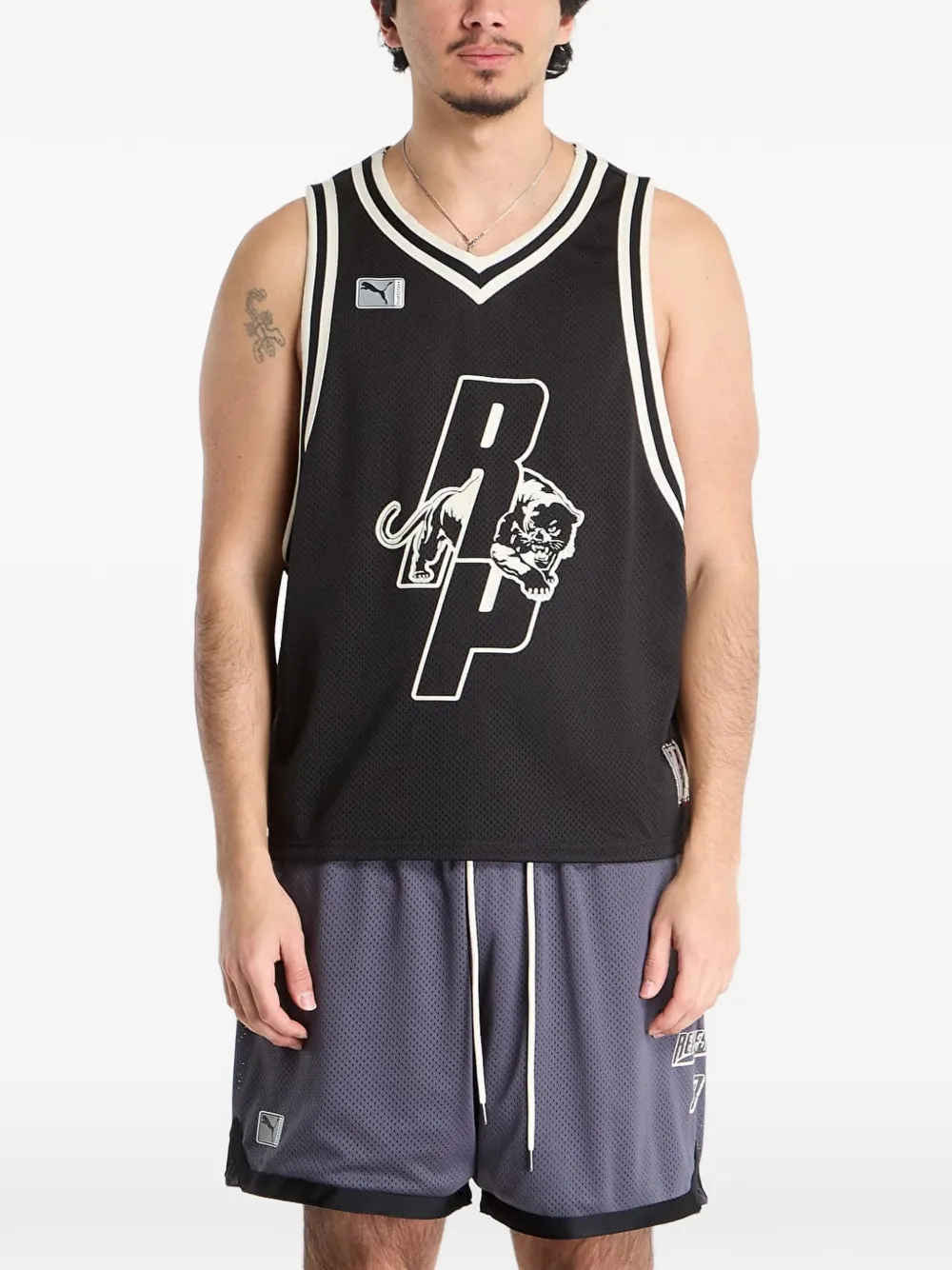 PUMA x Represent V-neck graphic jersey - Nero