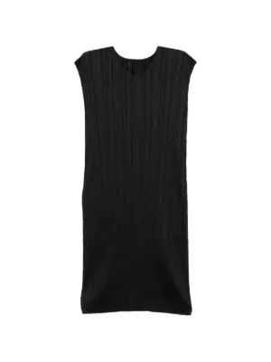 Pleats Please by Issey Miyake（プリーツ・プリーズ・イッセイ