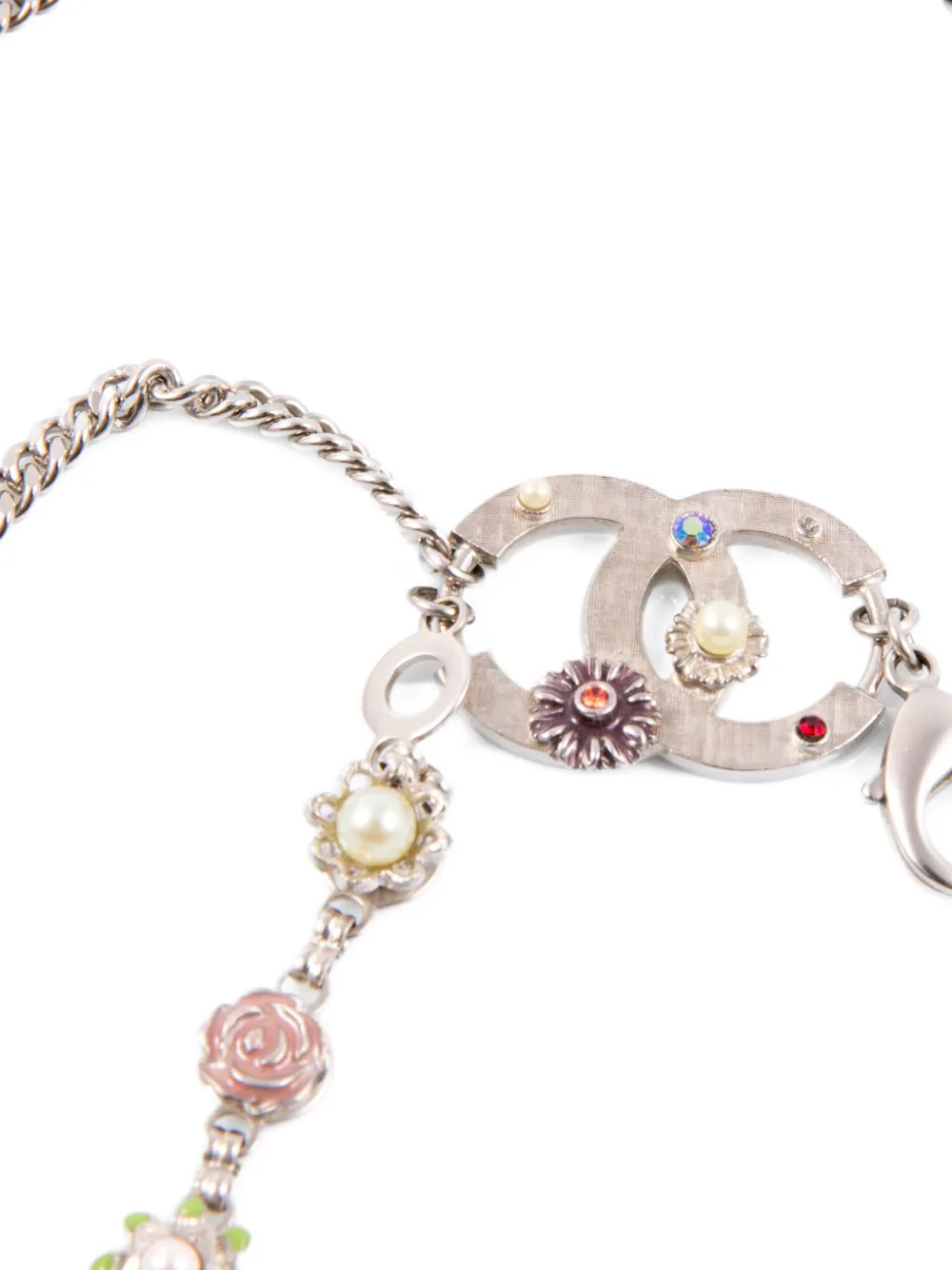Chanel Pre-owned 2005 Floral-detail Chain Belt in Silver, view 3