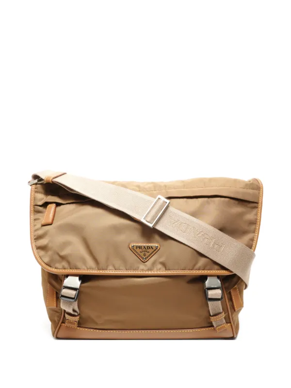 【PRADA】プラダ ロゴプレート ショルダーバッグ Prada Pre-Owned 2020-2025 ロゴプレート ショルダーバッグ