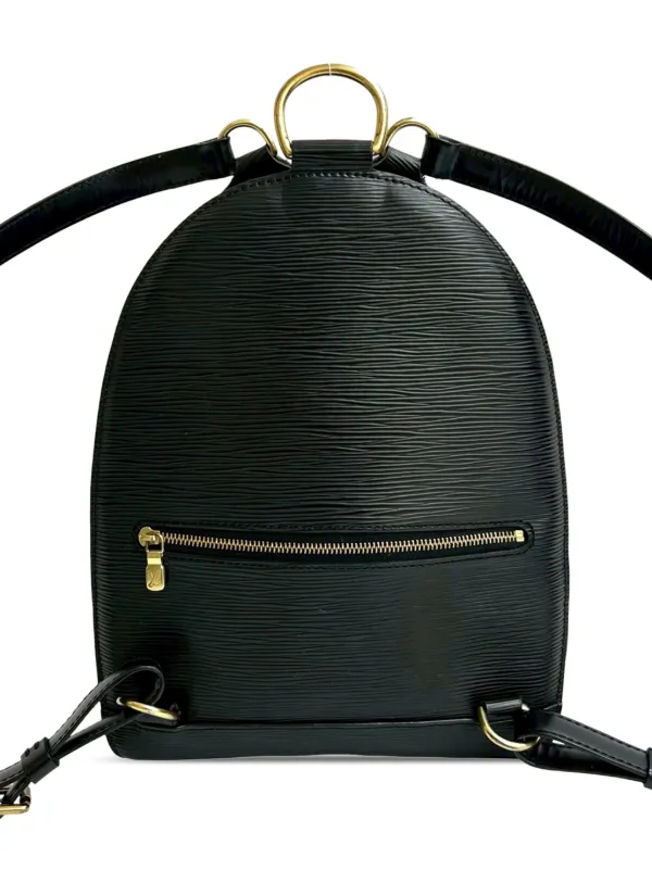amazonbasics travel backpack inside Travel Pack 40L Carry-on backpack with Cobra Buckles, water-resistant, Airline compatible Panel Loading Travel Bag