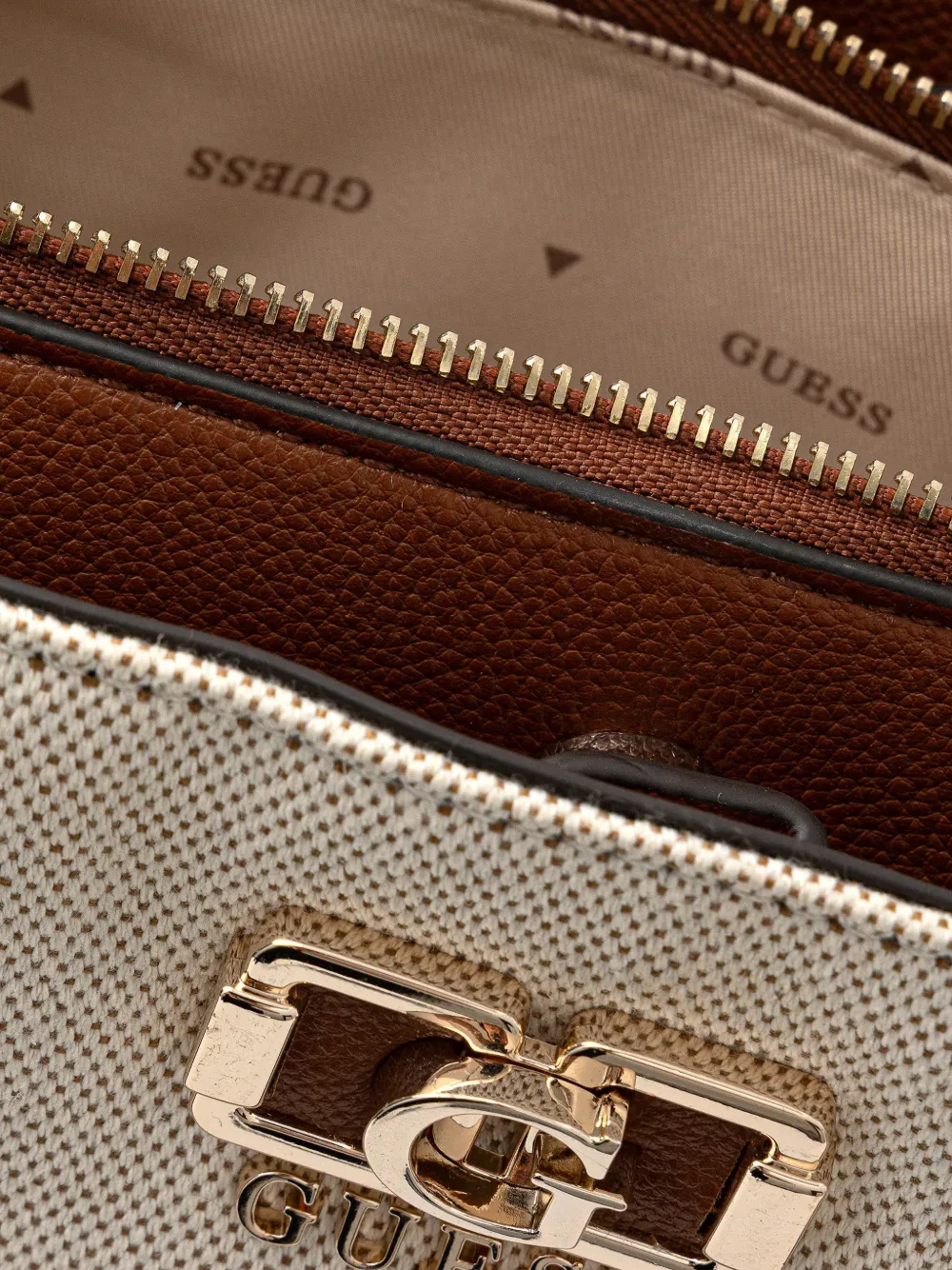 GUESS USA Karnilla shopper met logoplakkaat Beige