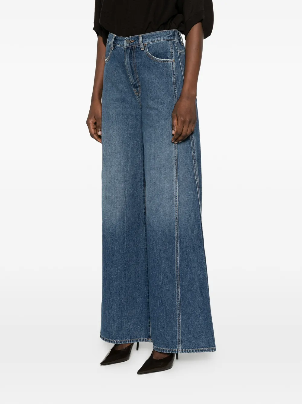 Oliver Jeans