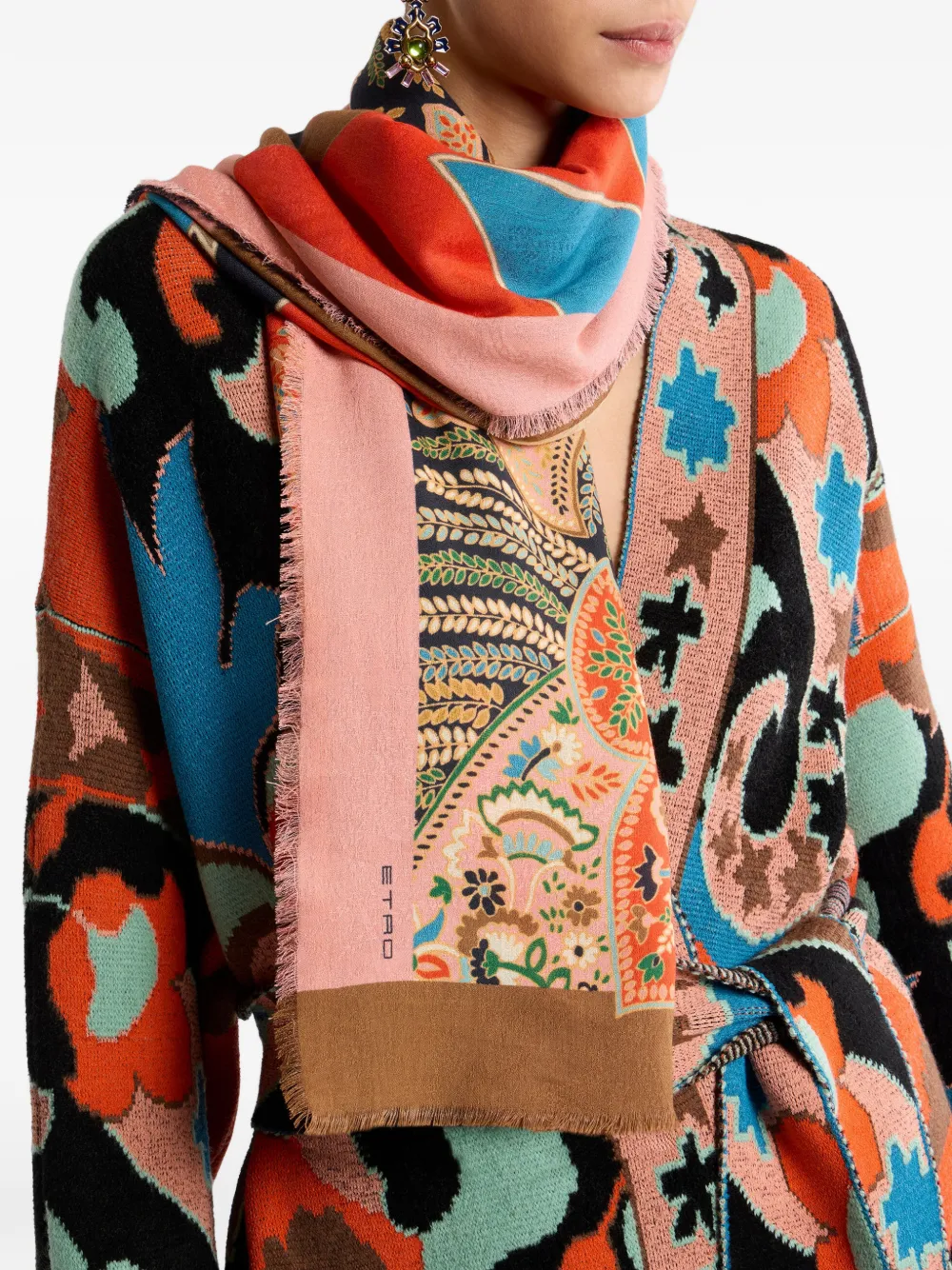  Etro Floral Paisley Jacquard Scarf - Neutrals 