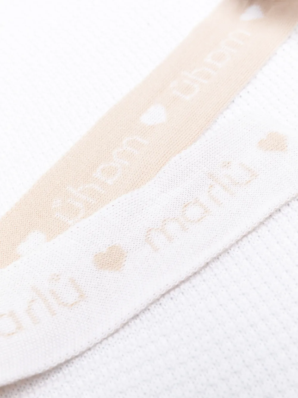  Marlu' Couture Heart Ribbon Blanket - White 