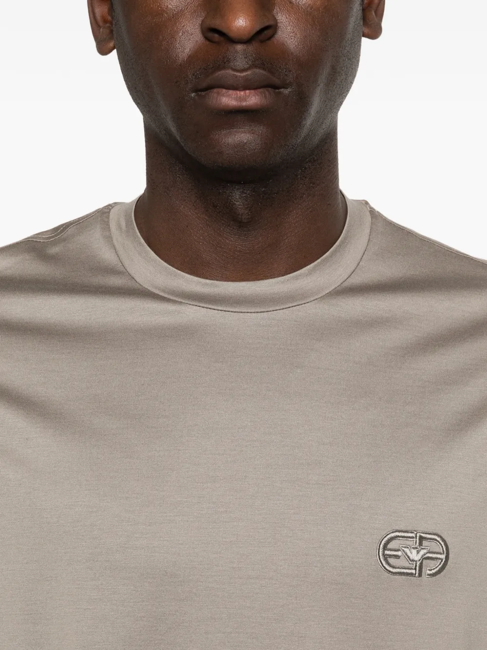 Emporio Armani T-shirt met logo Beige