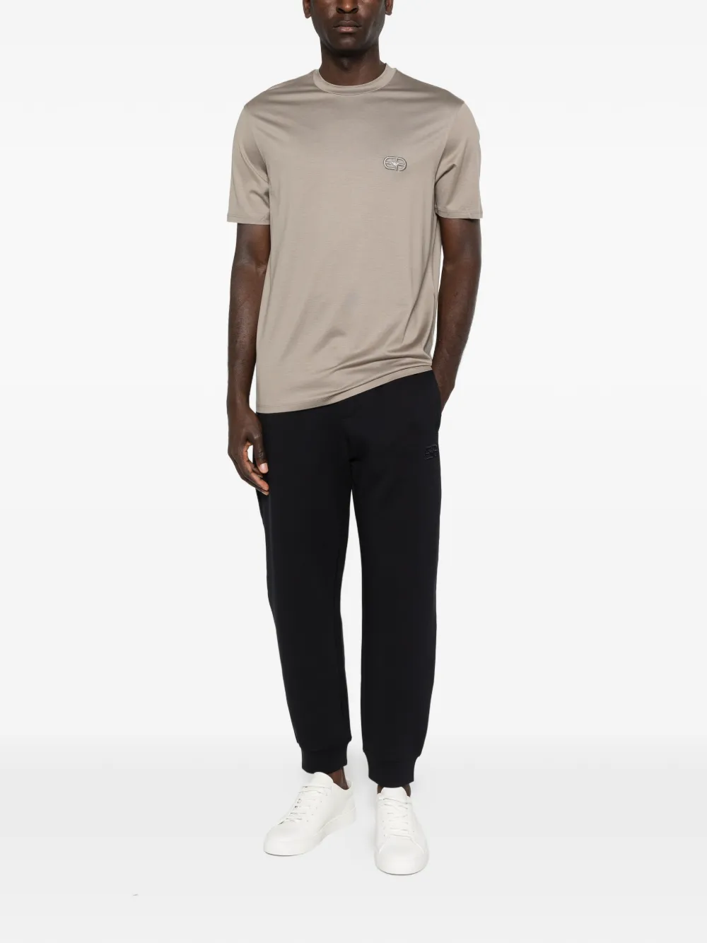 Emporio Armani T-shirt met logo Beige