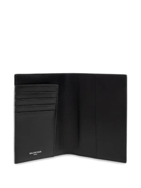 Balenciaga パスポートケース | シルバートーン | FARFETCH JP