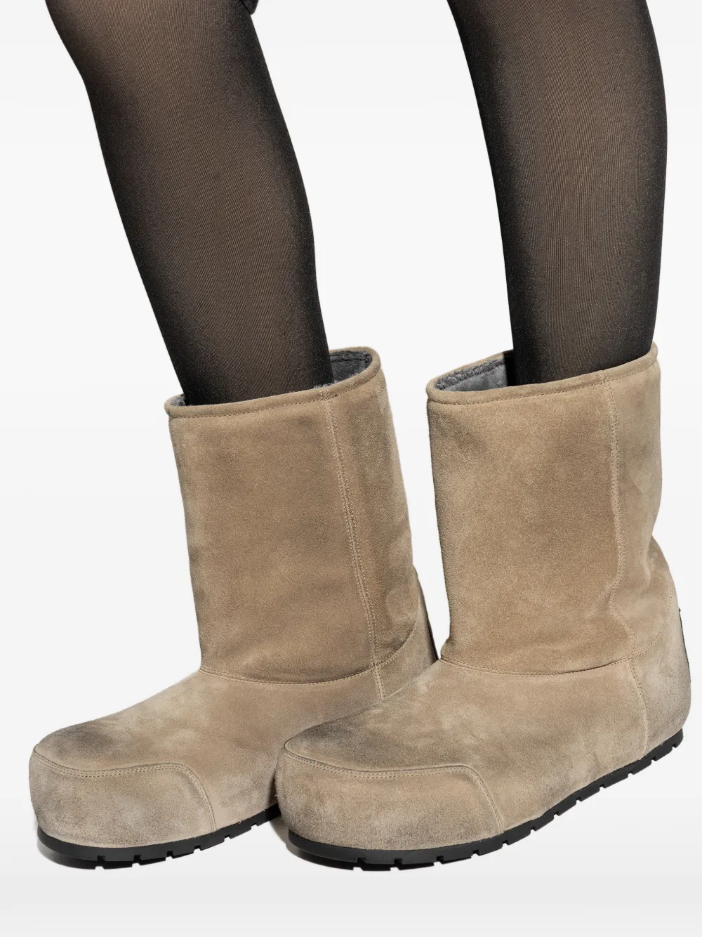 Balenciaga Dumbo gerafelde laarzen Beige