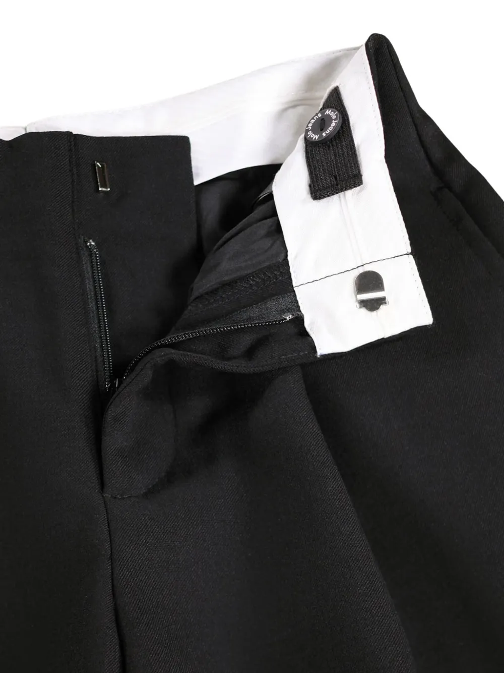 Molo Broek met geplooid detail Zwart