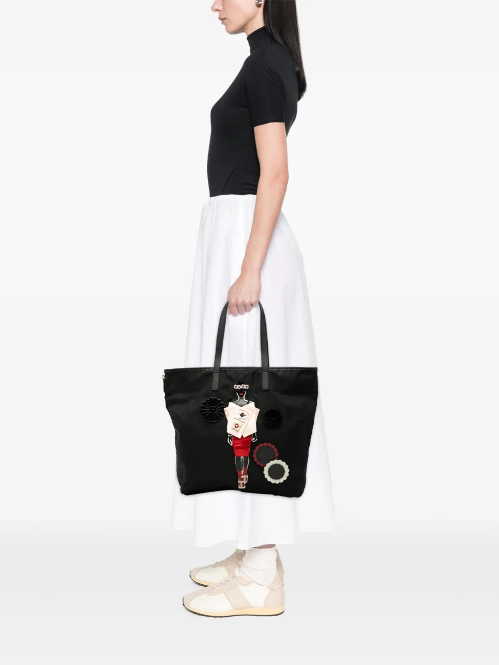 2013-2025 Saffiano Trimmed Tessuto Applique Tote Bag