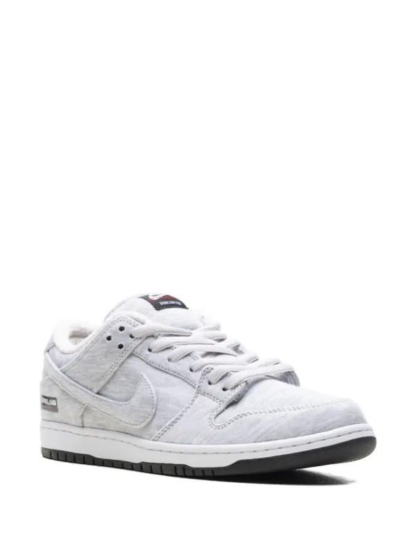 Nike x Kirkland Signature SB Dunk Pro QS Sneakers | Grey | FARFETCH CA
