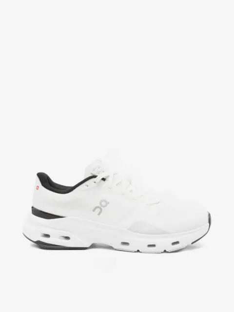 On  Cloudpulse Sneakers
