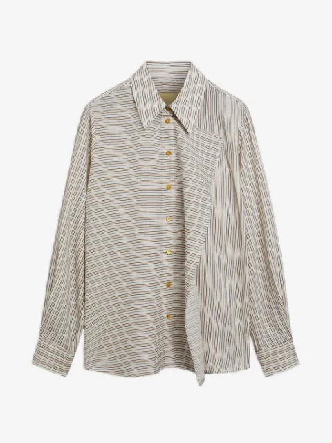 MOMONÌ Lopez in striped shirt