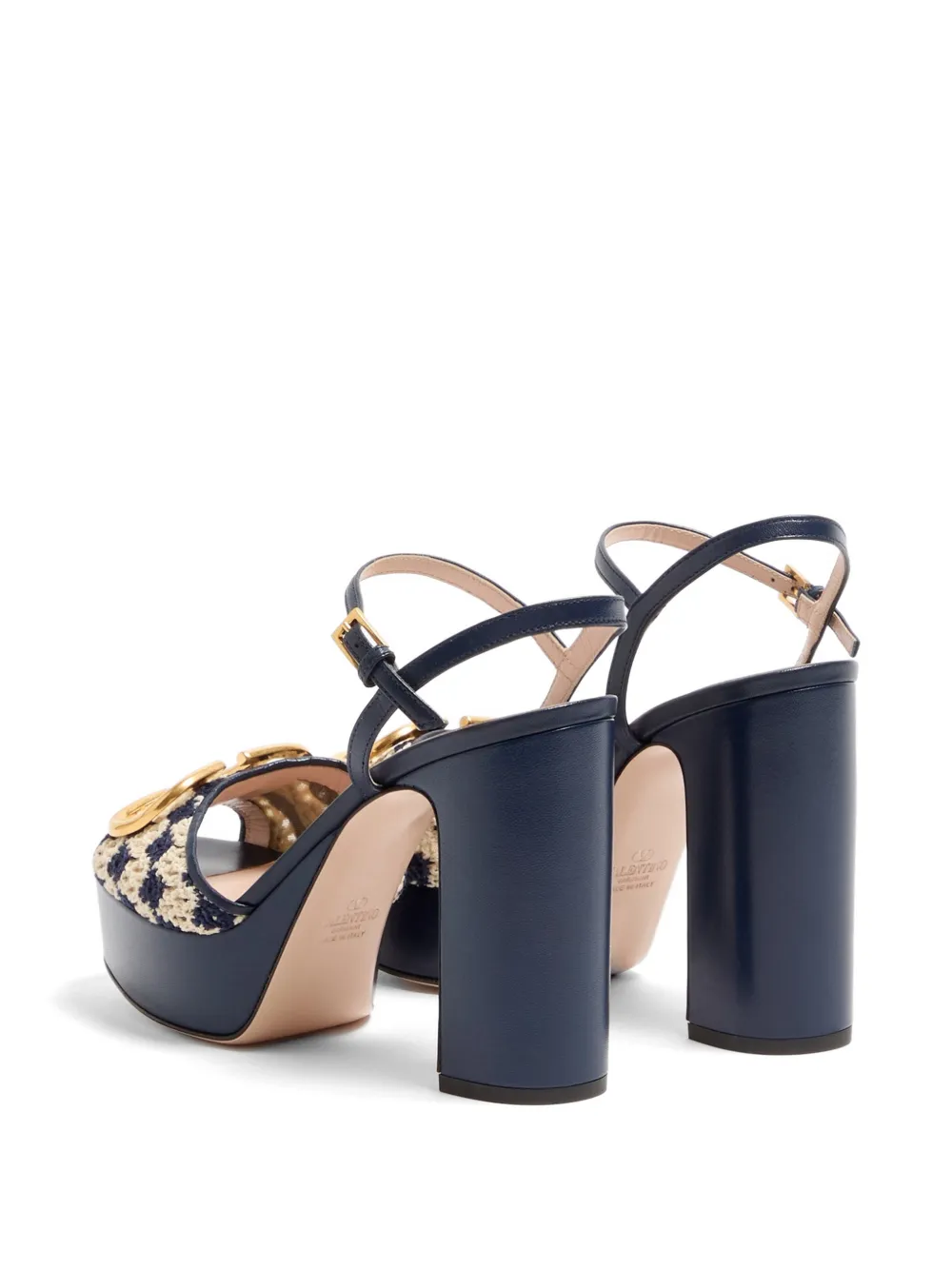 Valentino Garavani 115 mm VLogo Signature sandalen met plateauzool van gehaakte stof Blauw