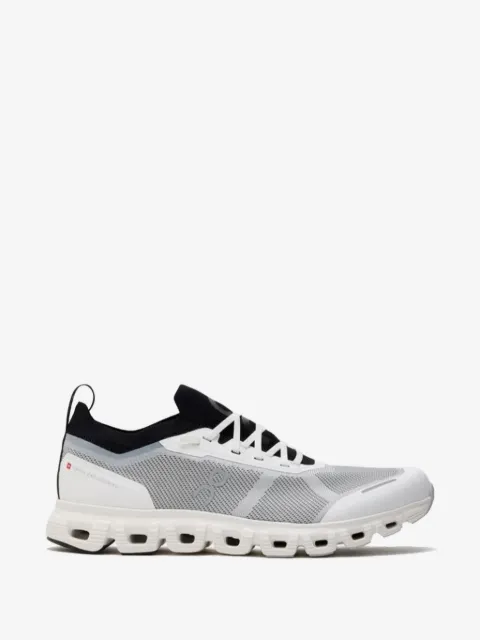 On  Cloud 6 Versa mesh sneakers