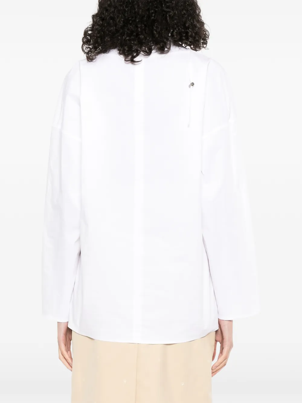 LESS Blouse met trekkoord en sculpturale hals Wit