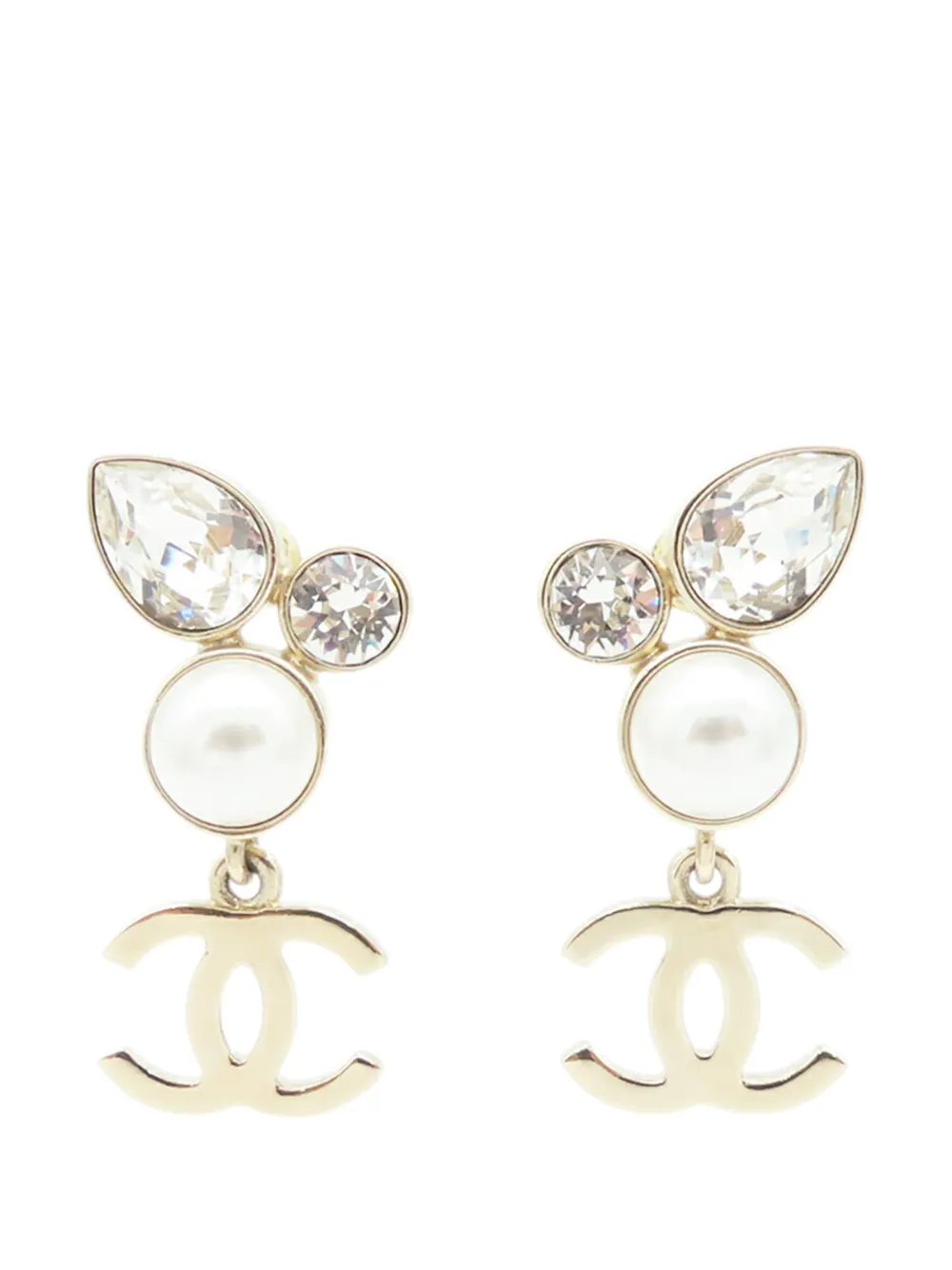 CHANEL Pre-Owned 2022 CC Gold Plated Faux Pearl and Rhinestone Drop Earrings costume earrings - Bianco