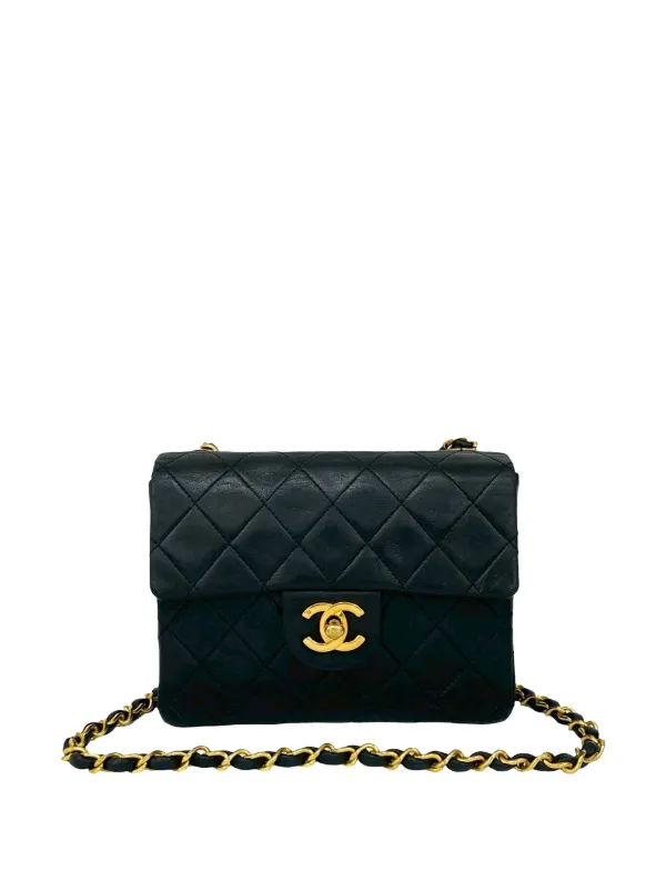 CHANEL ブラック レザー バッグ 中型 34089281_65022519_600.jpg