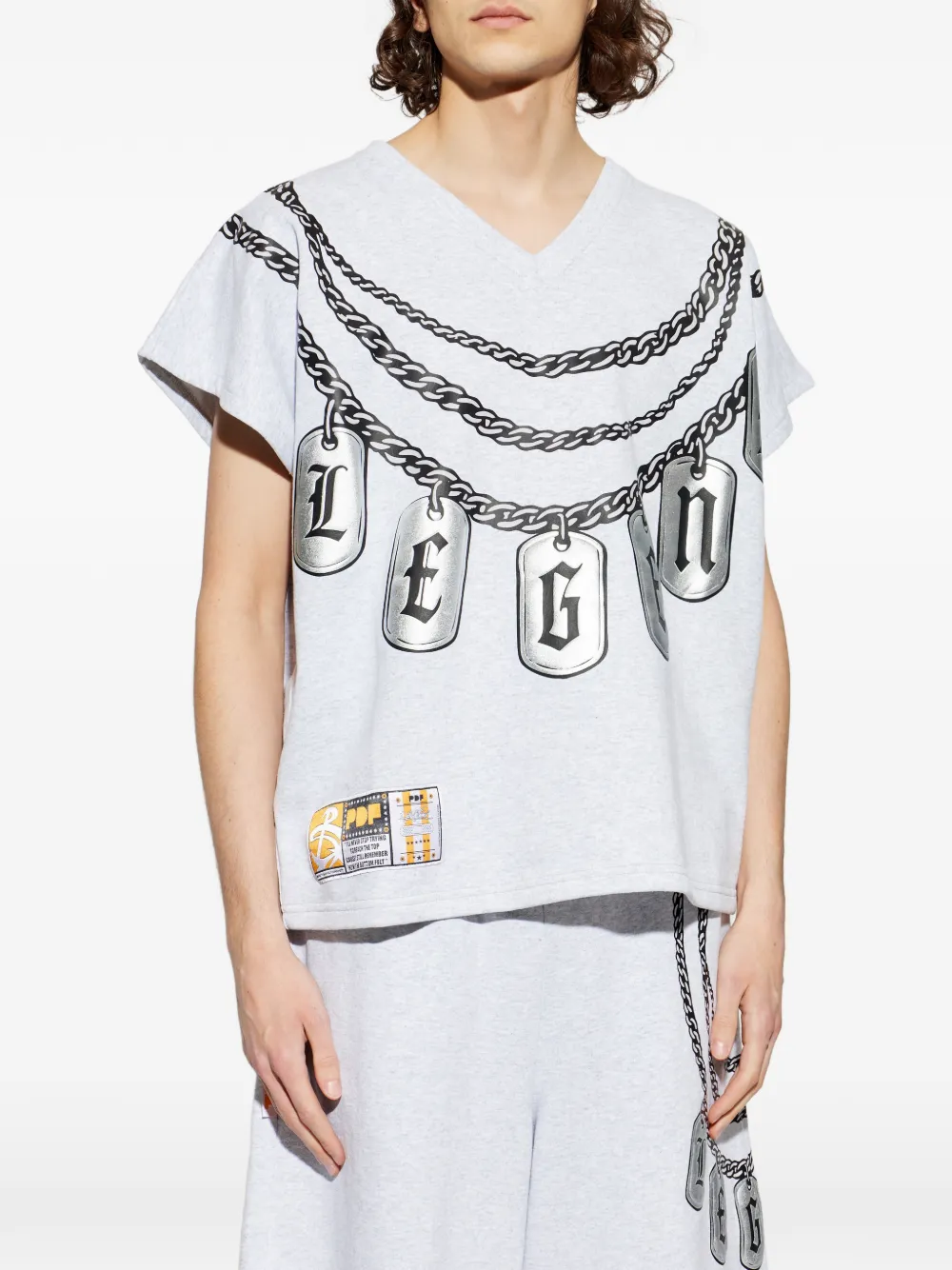  Pdf Chain Print V-neck T-shirt - Grey 