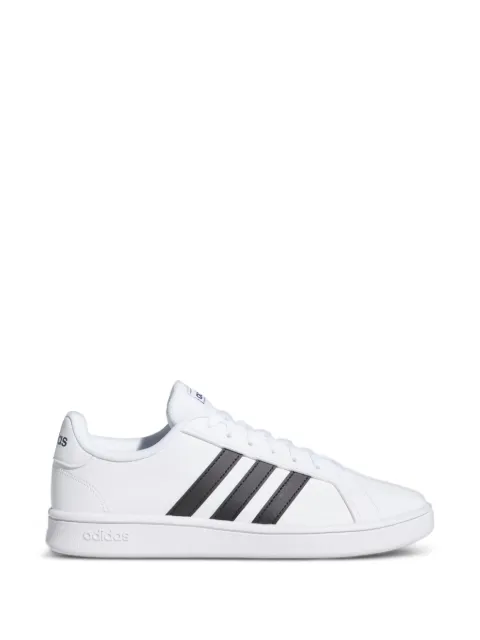 adidas レザースニーカー