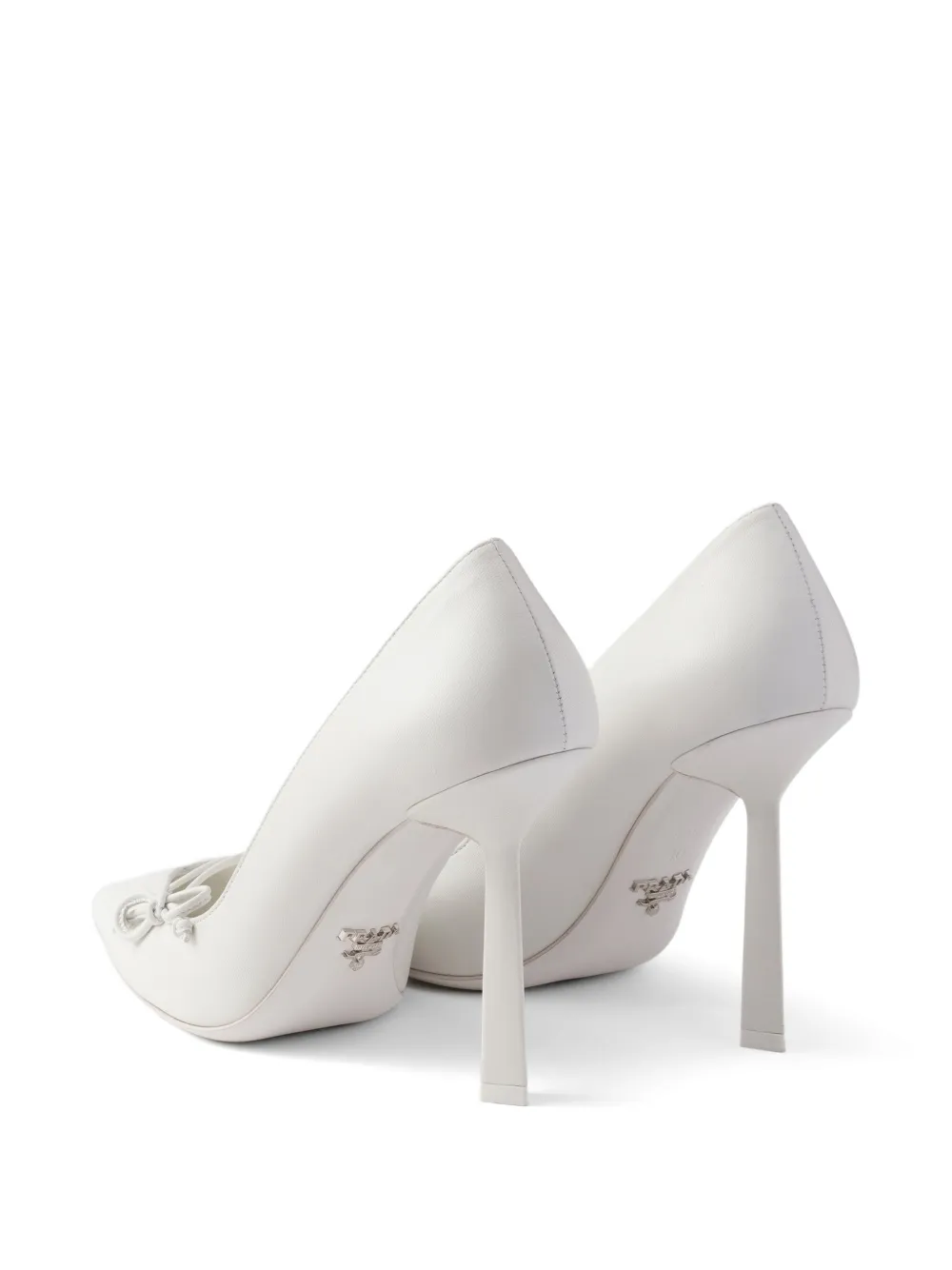 Prada Leren pumps Wit