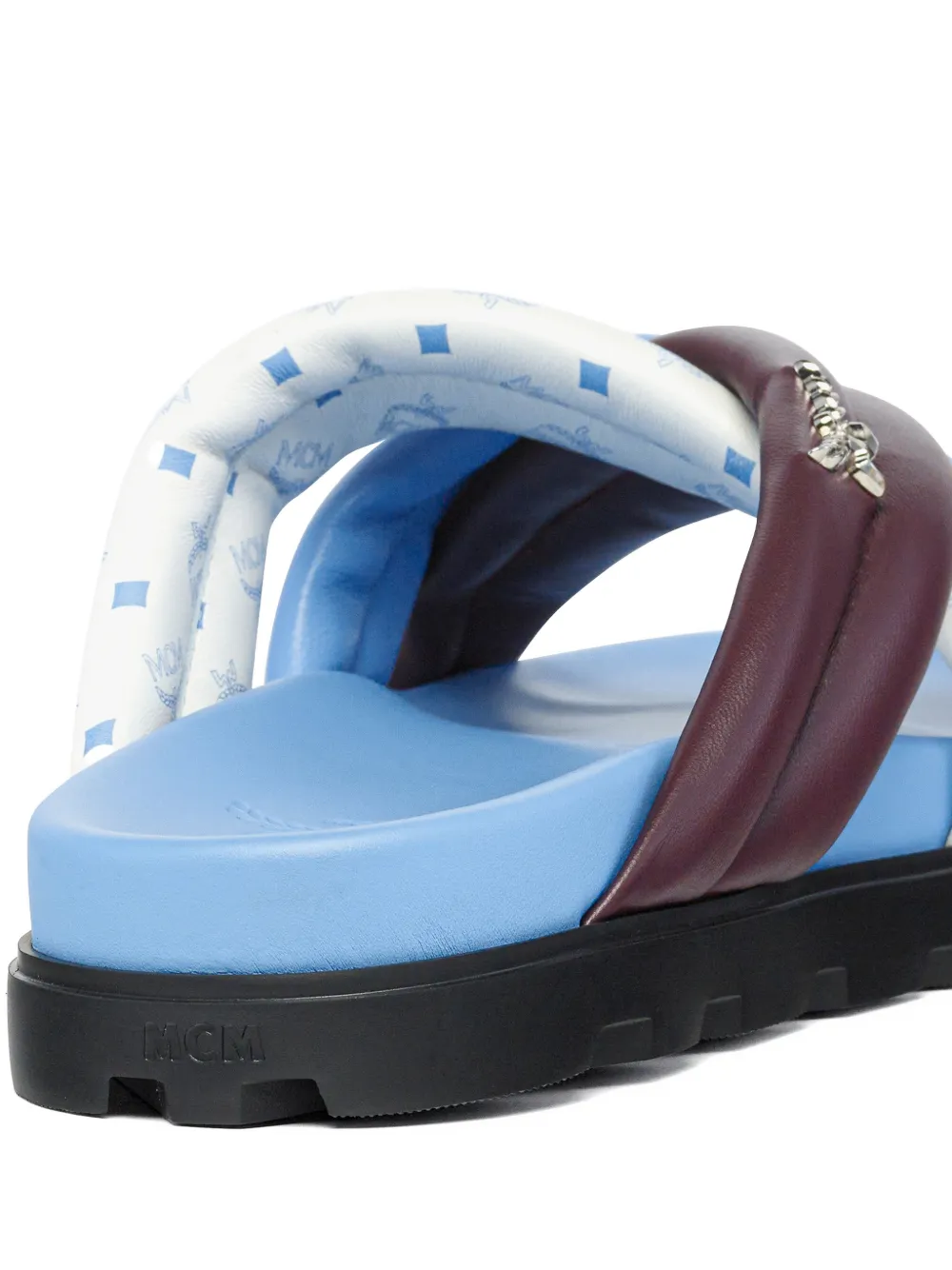 MCM Sandalen met gekruiste bandjes en logo Blauw