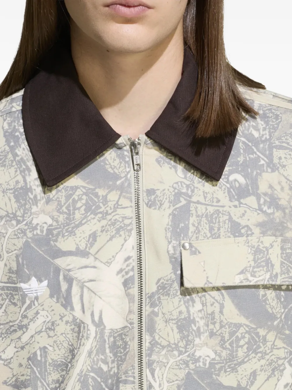 adidas Shirtjack met abstract patroon Beige