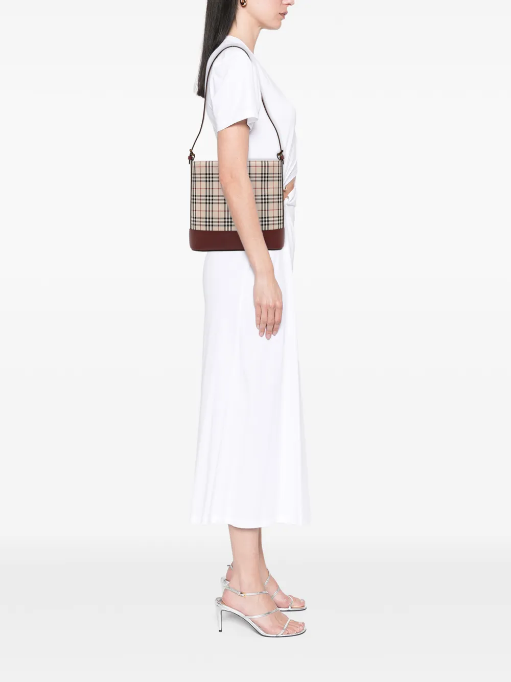  Burberry Pre-owned 2000-2017 House Check Canvas Shoulder Bag - Brown 