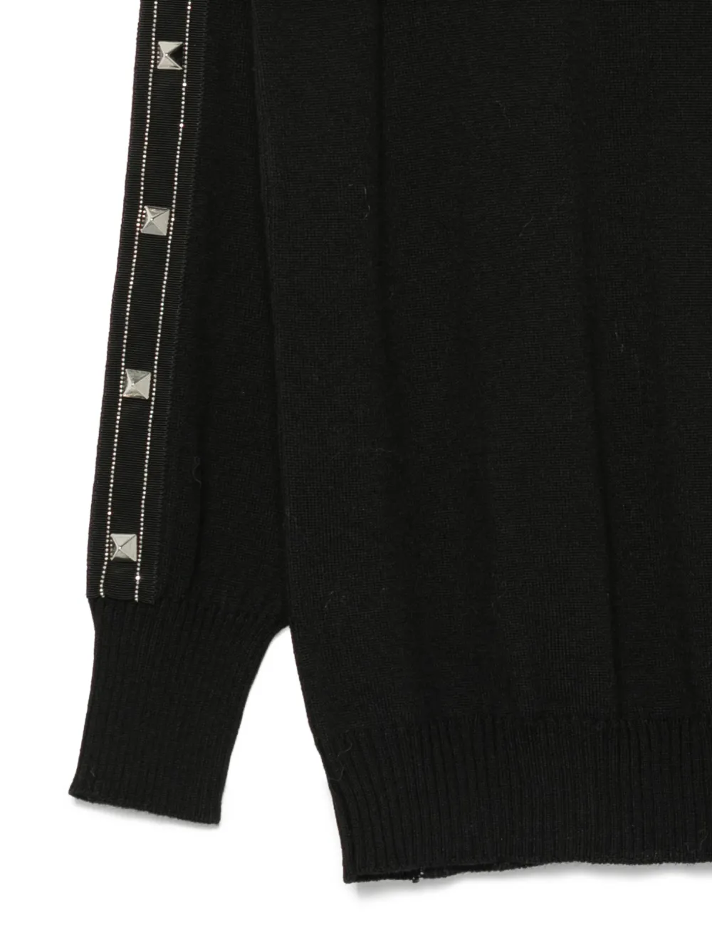D.Exterior Coltrui verfraaid met studs Zwart
