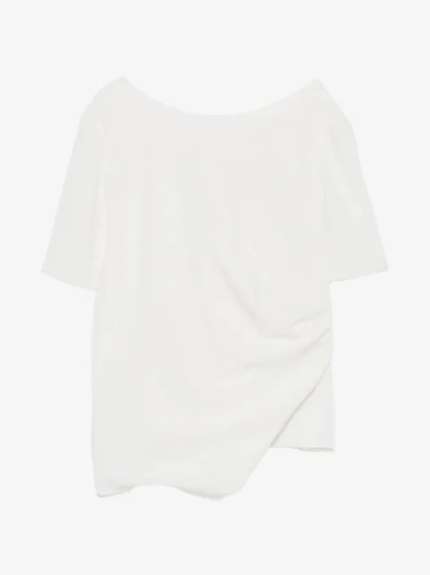 kaos Blusa con orlo asimmetrico