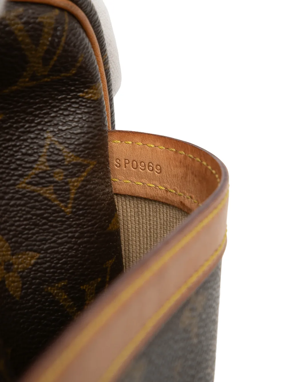 1999 Monogram Reporter Pm Crossbody Bag