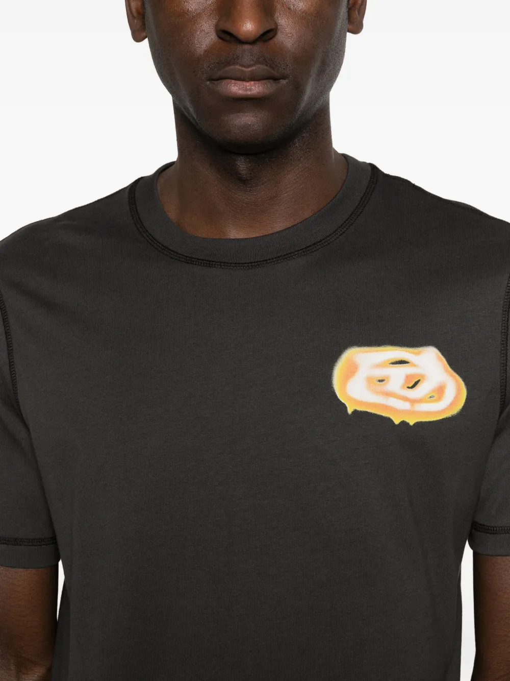 Diesel T-Adjust-V7 T-shirt met grafische print Grijs
