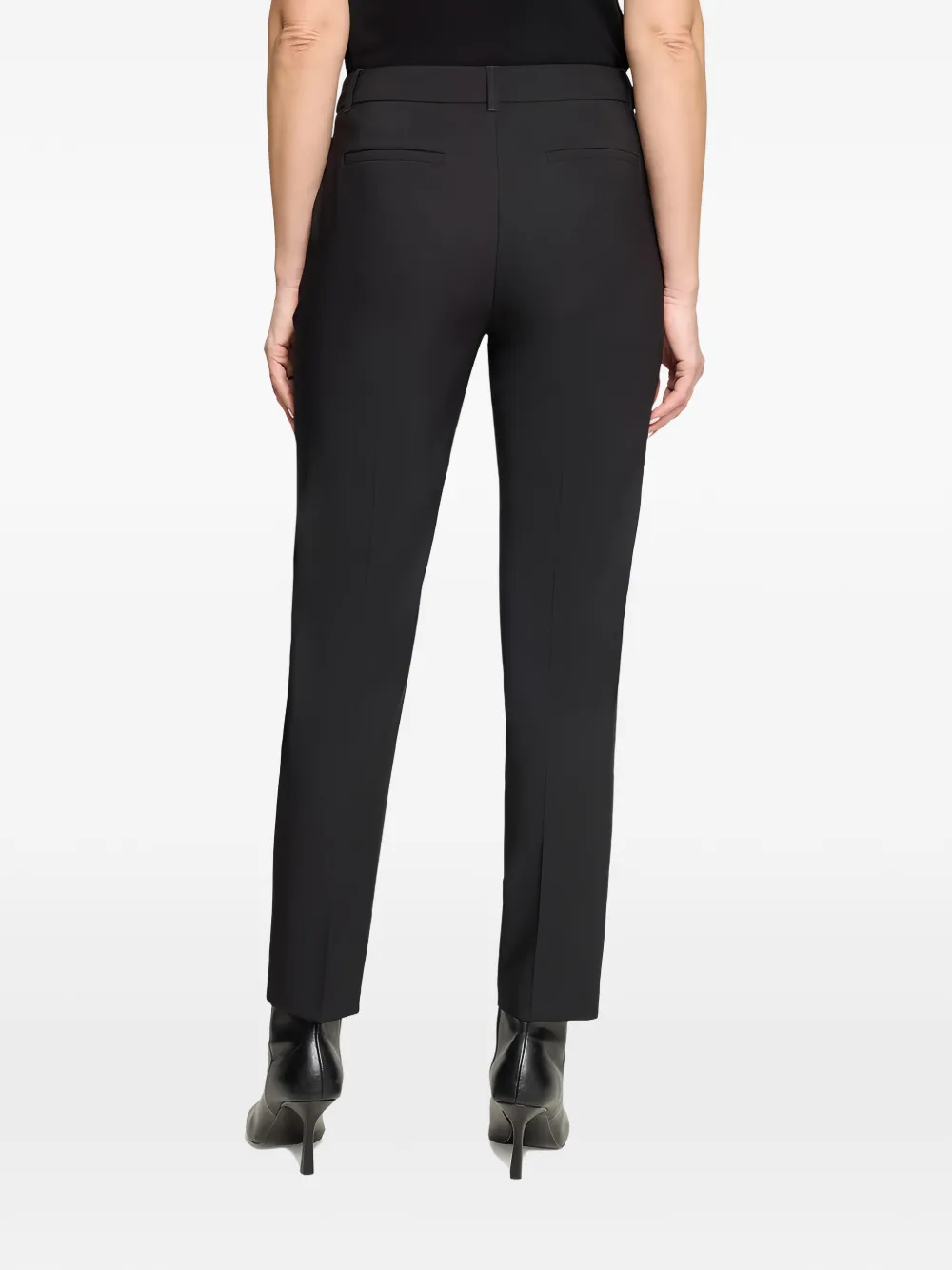 Betty Barclay Broek met toelopende pijpen Zwart