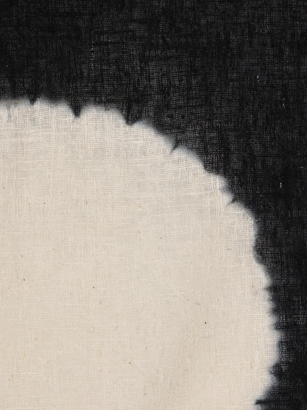 Yohji Yamamoto Sjaal met stippen en franje Zwart